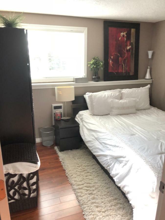 ויקטוריה Cozy And Modern 3 Bedroom In Central Location! מראה חיצוני תמונה